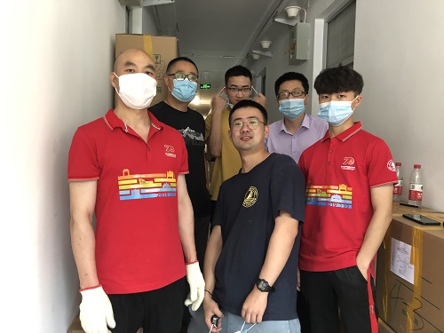5曹志剛、劉會(huì)齊兩位老師完成打包.jpg